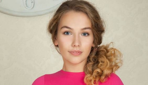 Abriana Wiki, Bio, Net Worth, Age, Height & Career Facts - Knownalytics
