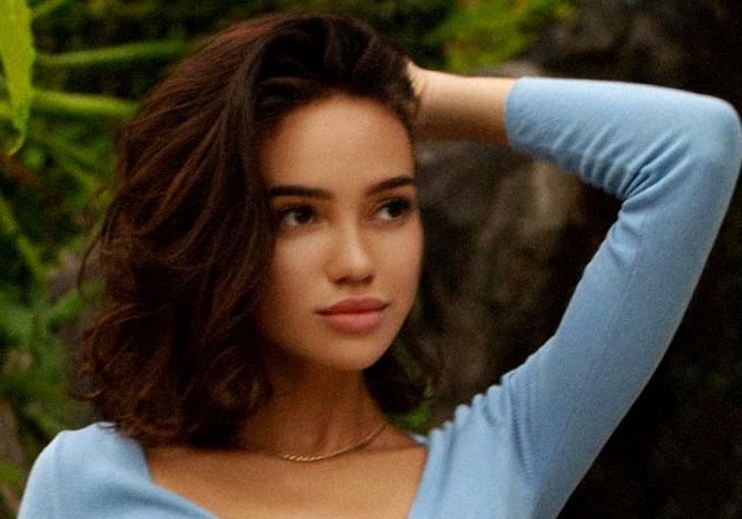 Alina Lando