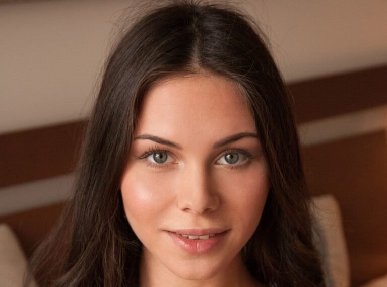 Alina Valera Wiki, Bio, Net Worth, Age, Height & Career Facts - Knownalytics