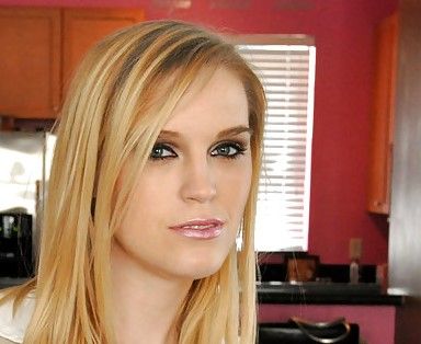Amanda Bryant Wiki, Bio, Net Worth, Age, Height & Career Facts - Knownalytics