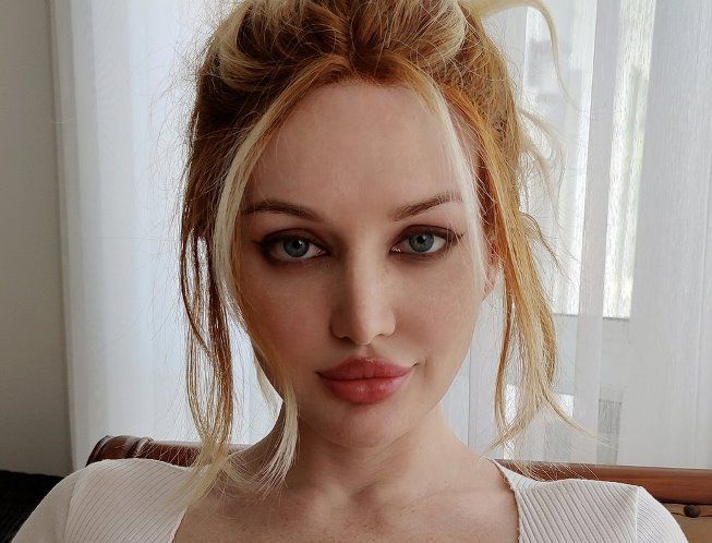 Amber Hallibell
