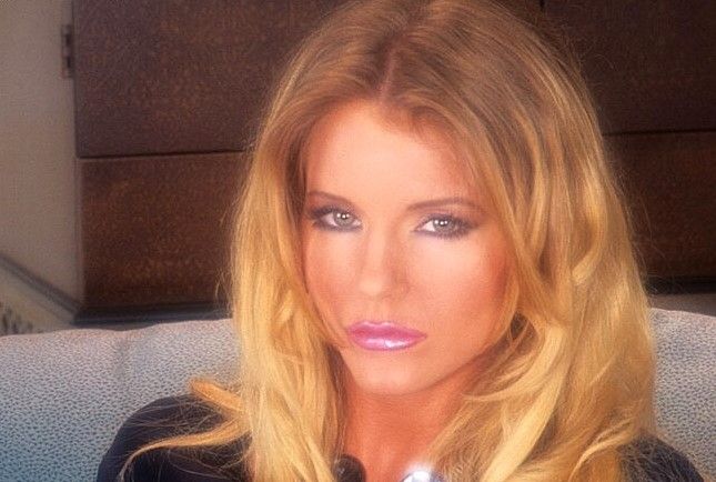 Amber Michaels Wiki, Bio, Net Worth, Age, Height & Career Facts - Knownalytics