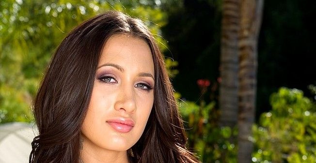 Amia Miley