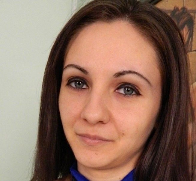 Anna Hendricks Wiki, Bio, Net Worth, Age, Height & Career Facts - Knownalytics
