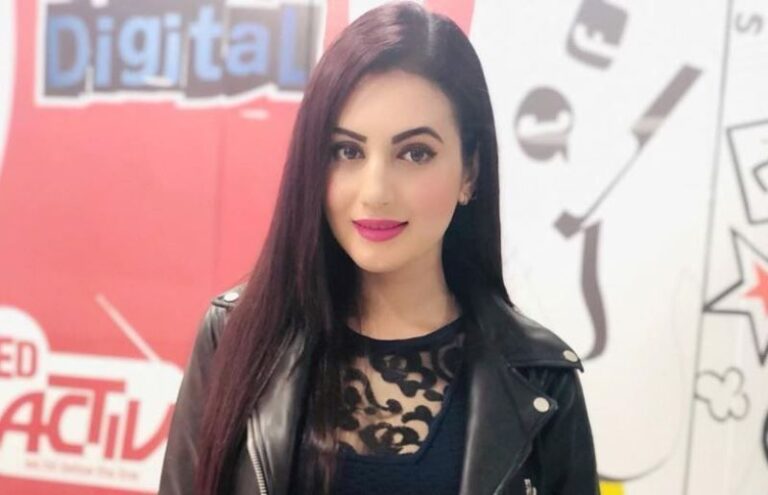 Anusmriti Sarkar Age, Wiki, Height, Net Worth, Lifestyle, Career - Knownalytics