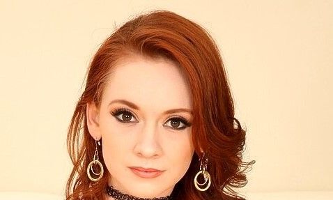Athena Rayne Wiki, Bio, Net Worth, Age, Height & Career Facts - Knownalytics
