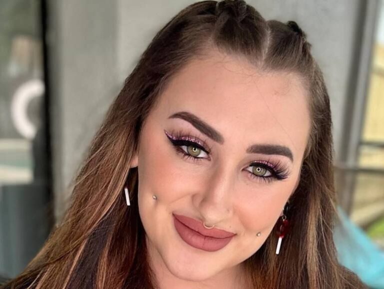 Avalon Mira Wiki, Bio, Net Worth, Age, Height & Career Facts - Knownalytics