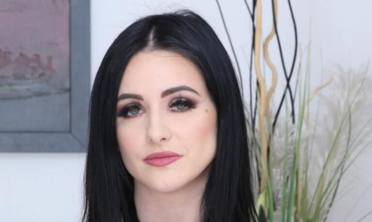 Barbie Esm Wiki, Bio, Net Worth, Age, Height & Career Facts - Knownalytics