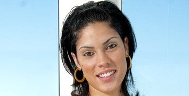 Bella Saint