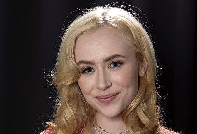 Candy White Wiki, Bio, Net Worth, Age, Height & Career Facts - Knownalytics