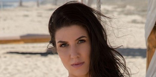Carmen Nikole