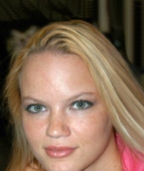 Caroline Summers Wiki, Bio, Net Worth, Age, Height & Career Facts - Knownalytics
