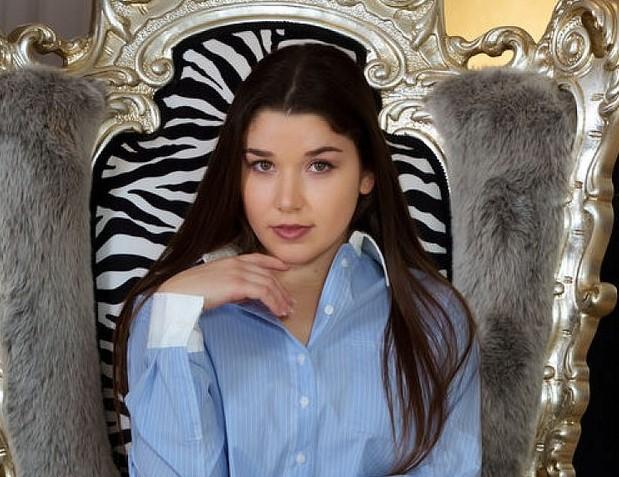 Chloe Lapiedra