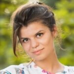 Davina V.