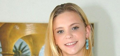 Destiny Garnet Age, Height, Net Worth, Salary, Annual Income - Knownalytics