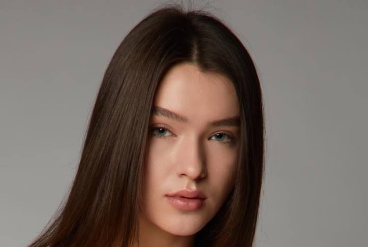 Dominika Din