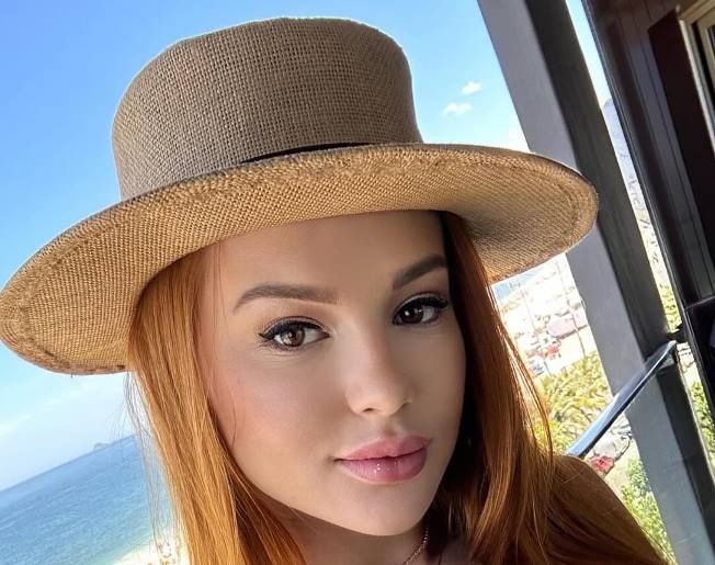 Duda Monet