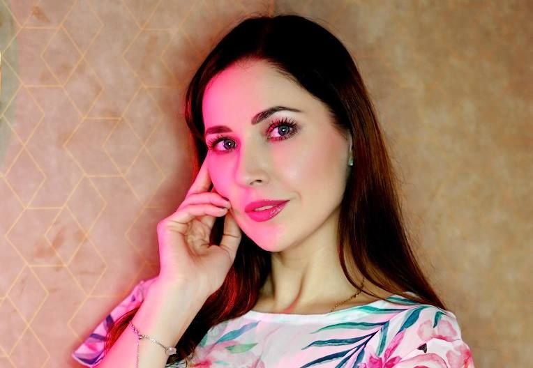 Elena Tuteja Wiki, Bio, Net Worth, Age, Height & Career Facts - Knownalytics