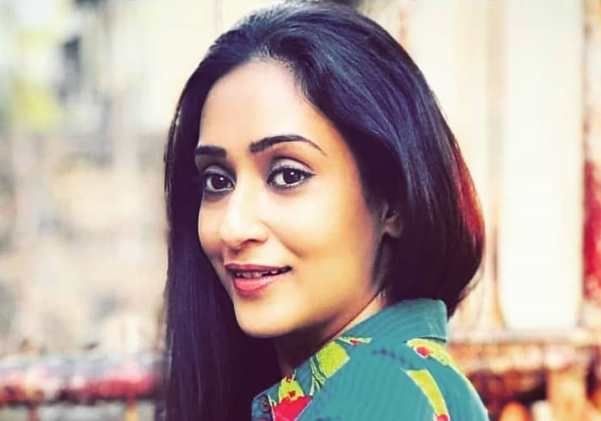 Eva Ahuja Wiki, Bio, Net Worth, Age, Height & Career Facts - Knownalytics
