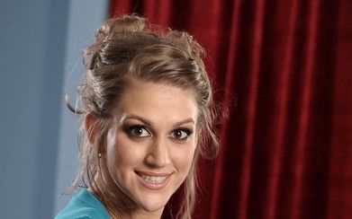 Eve Lawrence
