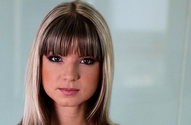 Gina Gerson Wiki, Bio, Net Worth, Age, Height & Career Facts - Knownalytics