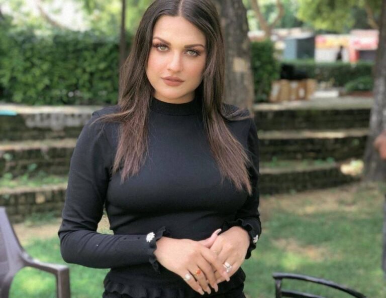 Himanshi Khurana