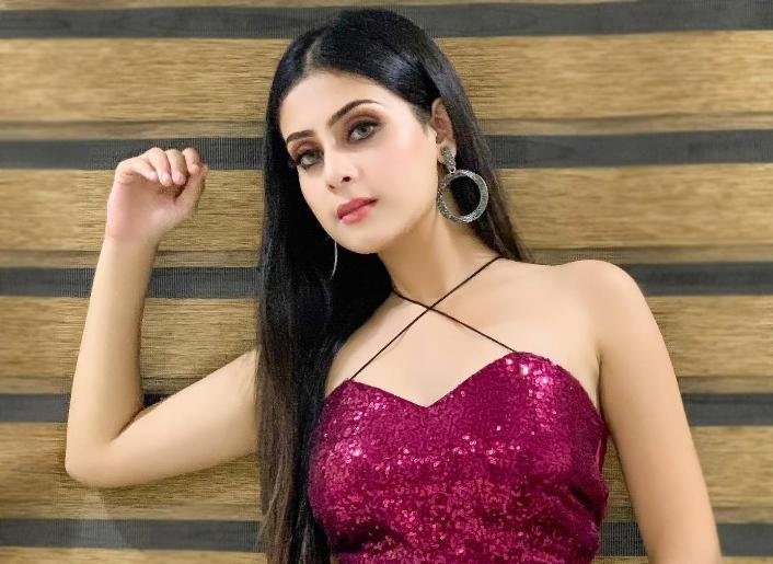 Isha Malviya Wiki, Bio, Net Worth, Age, Height & Career Facts - Knownalytics