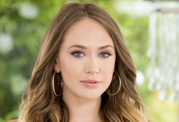 Kagney Linn Karter Net Worth, Salary, Annual Income, Age, Death- Knownalytics