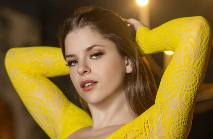 Kat Snow