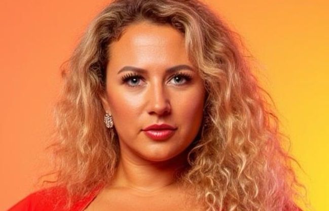 Kathy Deep Wiki, Bio, Net Worth, Age, Height & Career Facts - Knownalytics