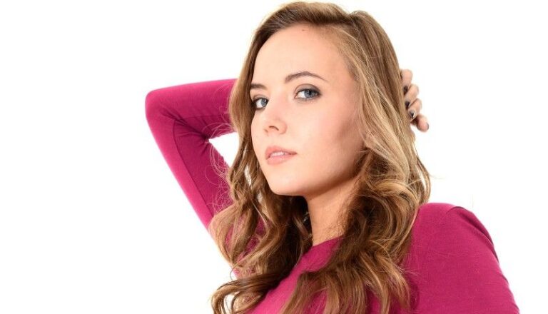 Katya Clover Wiki, Bio, Net Worth, Age, Height & Career Facts - Knownalytics