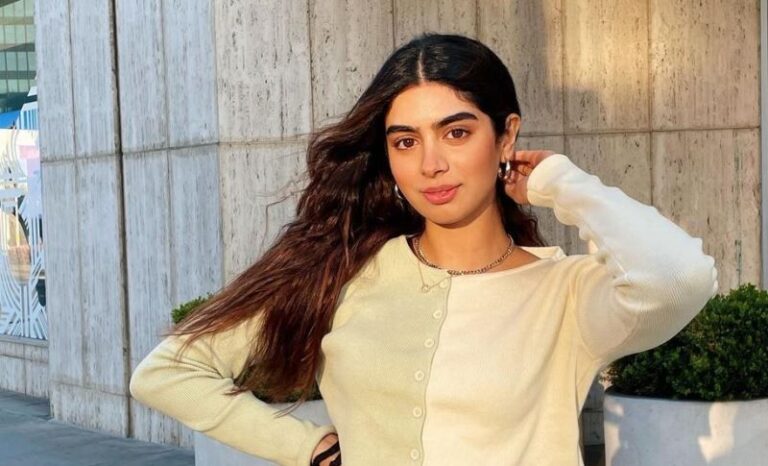 Khushi Kapoor