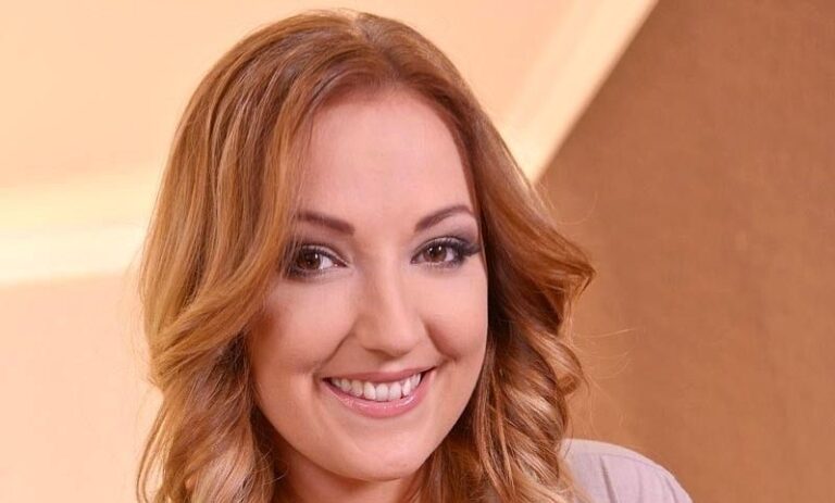 Krystal Swift Wiki, Bio, Net Worth, Age, Height & Career Facts - Knownalytics