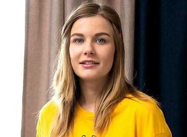 Lana Broks Wiki, Bio, Net Worth, Age, Height & Career Facts - Knownalytics