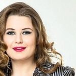 Larissa Linn