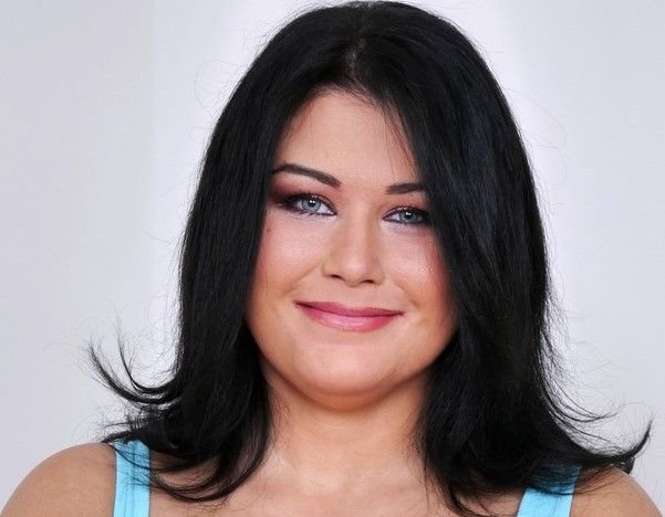 Laura Boomlock Wiki, Bio, Net Worth, Age, Height & Career Facts - Knownalytics