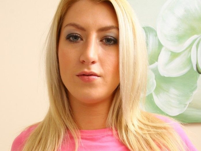 Lauren Cox Wiki, Bio, Net Worth, Age, Height & Career Facts - Knownalytics