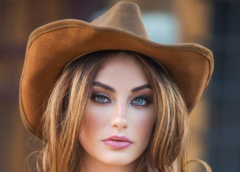 Lauren Love