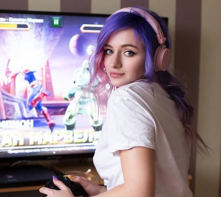 Leah Meow