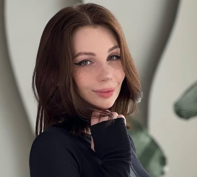 Lesya Moon