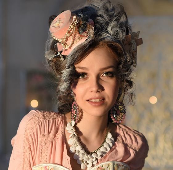 Lily Sands Wiki, Bio, Net Worth, Age, Height & Career Facts - Knownalytics