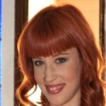 Lilyan Red