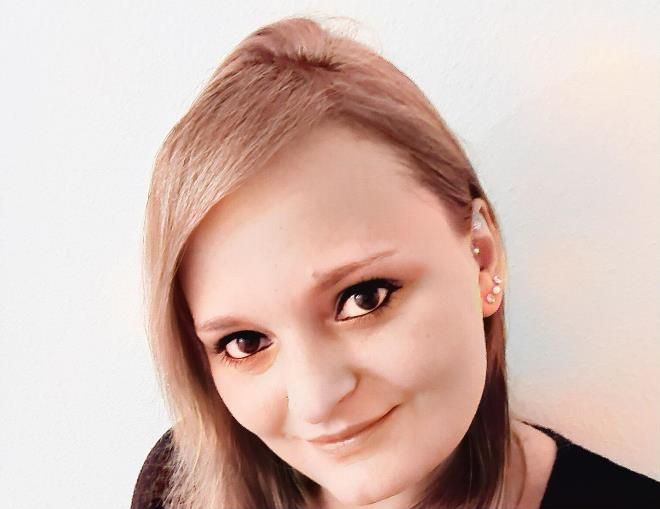 Lina Mila Wiki, Bio, Net Worth, Age, Height & Career Facts - Knownalytics
