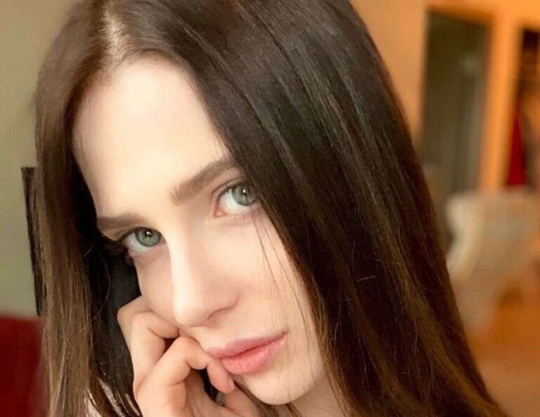 Little Reislin Wiki, Bio, Net Worth, Age, Height & Career Facts - Knownalytics