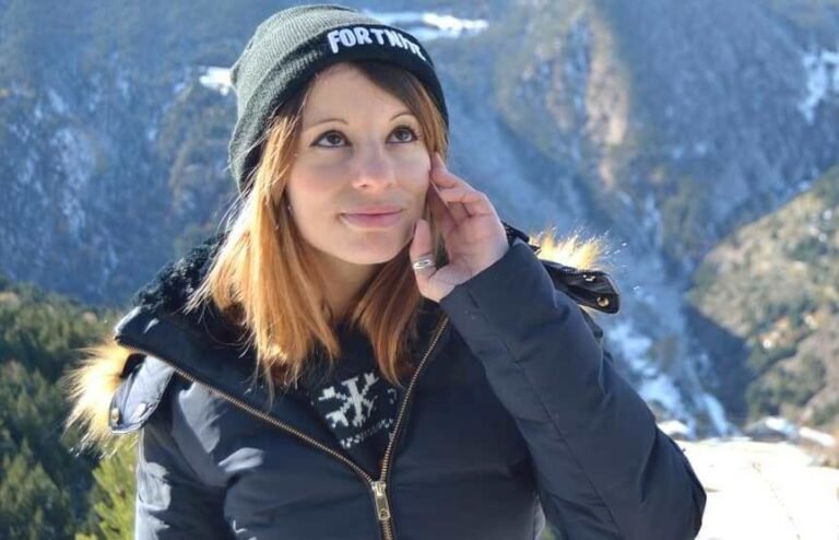 Mara Swan Wiki, Bio, Net Worth, Age, Height & Career Facts - Knownalytics