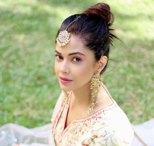Meera Chopra Wiki, Bio, Net Worth, Age, Height & Career Facts - Knownalytics