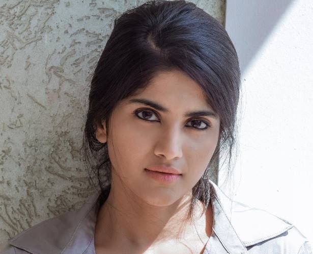 Megha Akash Wiki, Bio, Net Worth, Age, Height & Career Facts - Knownalytics