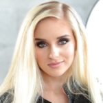 Naomi Woods