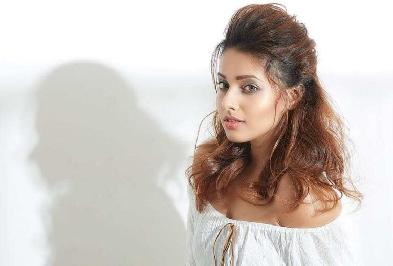 Pamela Mondal Wiki, Bio, Net Worth, Age, Height & Career Facts - Knownalytics
