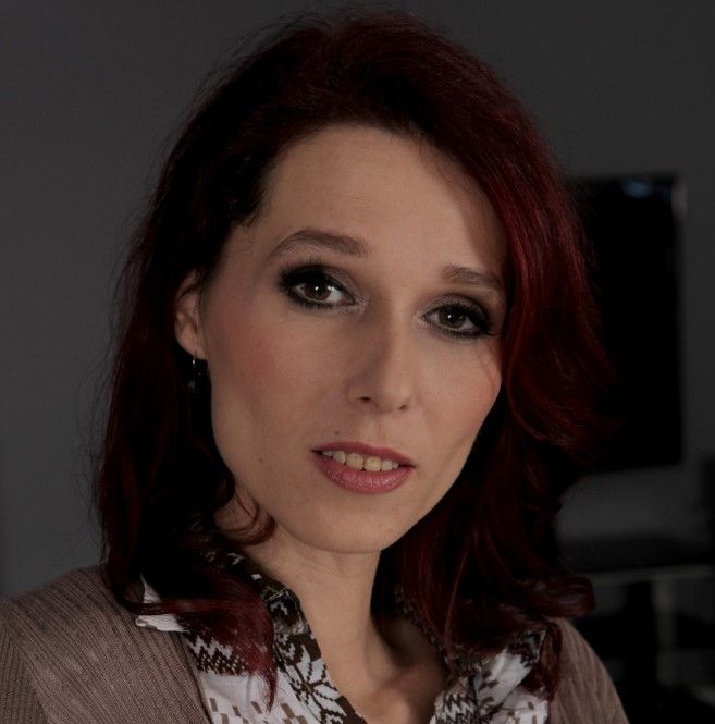 Rebecca Red Wiki, Bio, Net Worth, Age, Height & Career Facts - Knownalytics